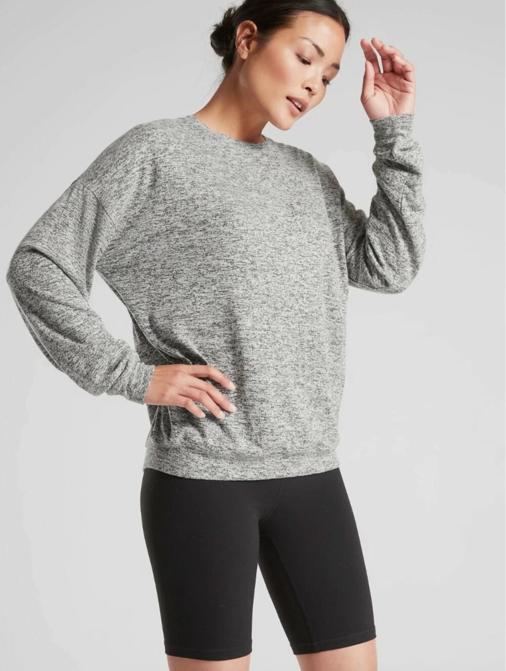 Athleta Mindful Pullover Sweatshirt XL Gray Top Yoga Athleisure Lounge Shirt